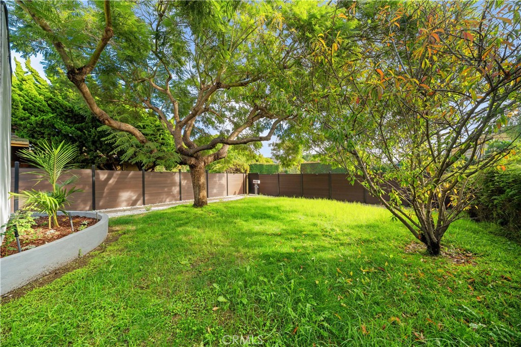 MLS #OC25263528 image #28