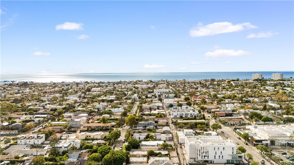 MLS #OC25263528 image #35