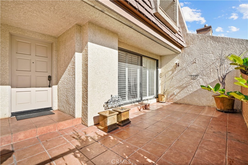 MLS #OC25263531 image #0