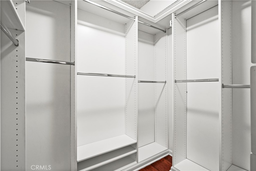 MLS #OC25263531 image #21