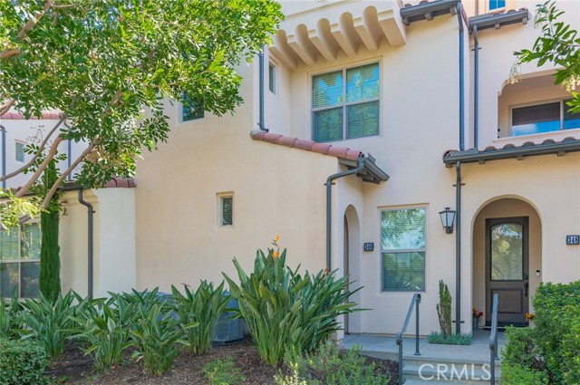 MLS #OC25263556 image #1