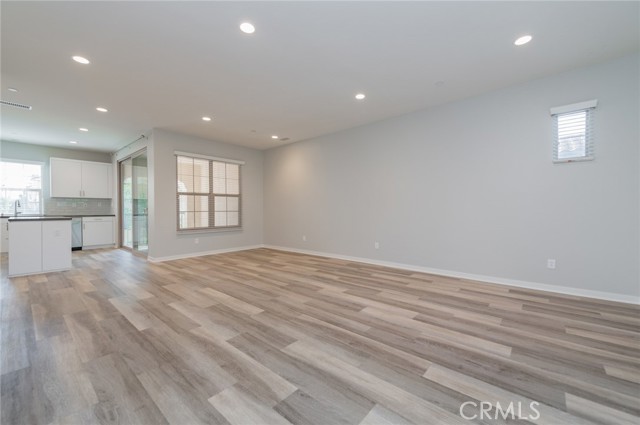 MLS #OC25263556 image #10