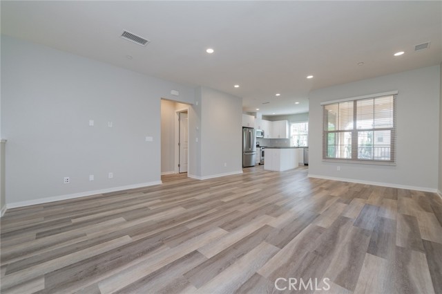 MLS #OC25263556 image #11