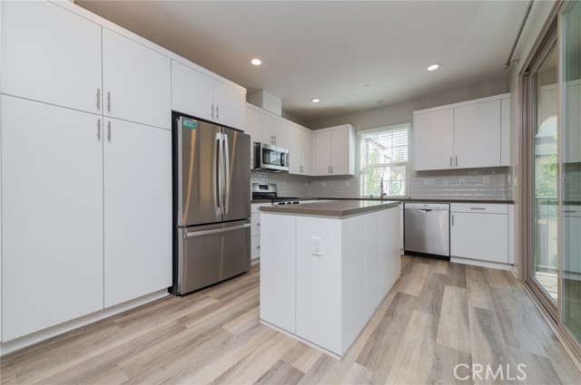 MLS #OC25263556 image #13