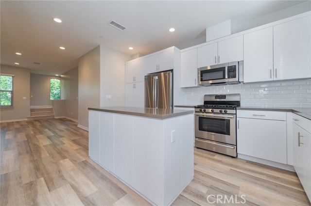 MLS #OC25263556 image #17