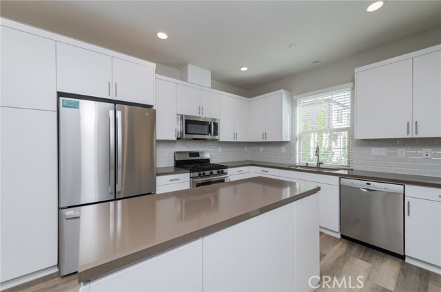 MLS #OC25263556 image #19