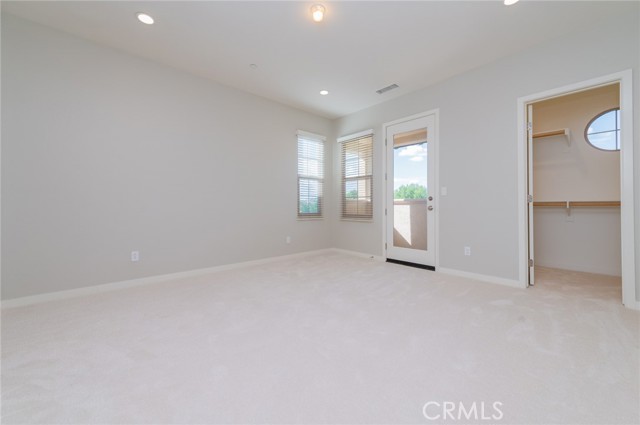 MLS #OC25263556 image #26