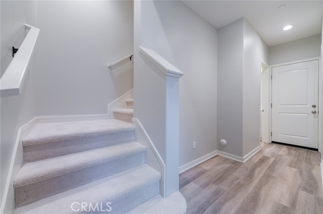 MLS #OC25263556 image #3