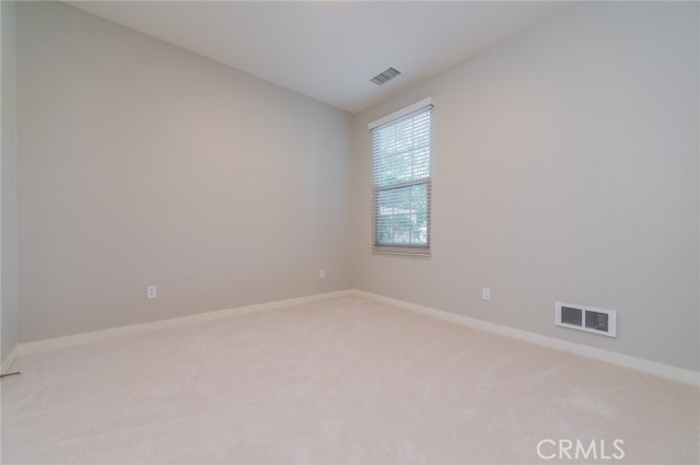 MLS #OC25263556 image #4