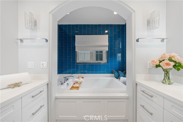 MLS #OC25263576 image #13