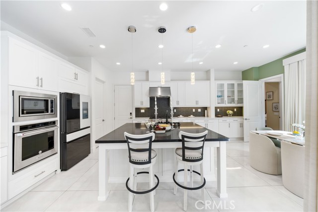 MLS #OC25263576 image #4