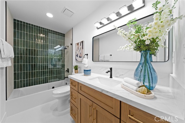 MLS #OC25263597 image #36