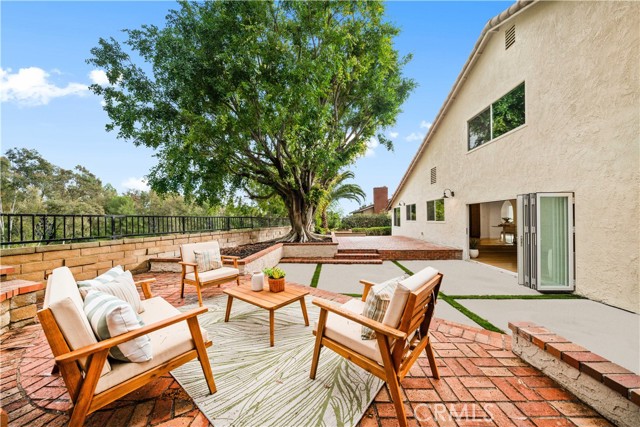 MLS #OC25263597 image #4