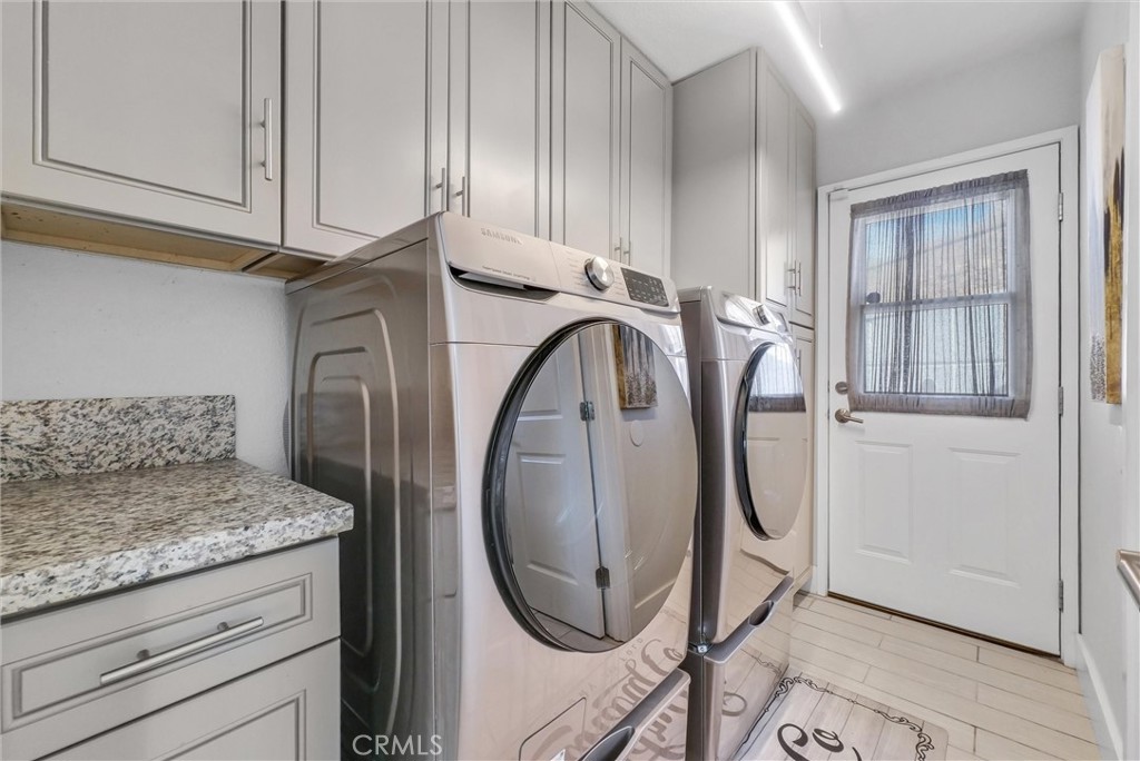 MLS #OC25263612 image #11