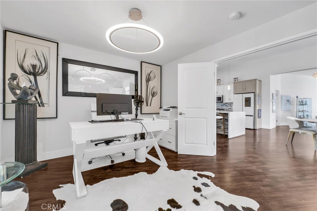 MLS #OC25263612 image #21