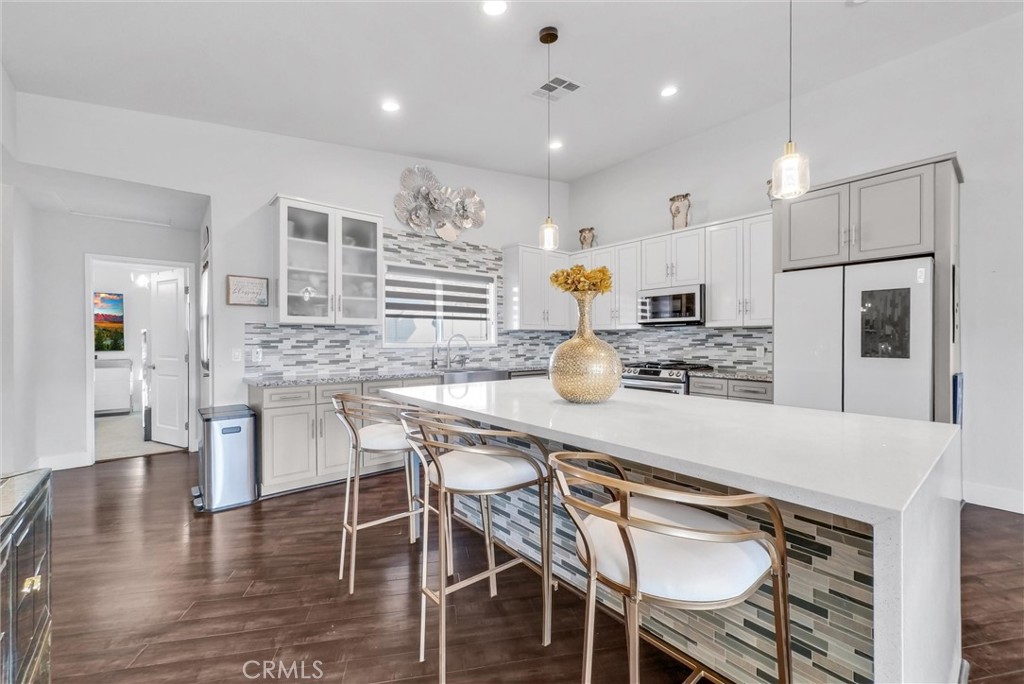 MLS #OC25263612 image #22