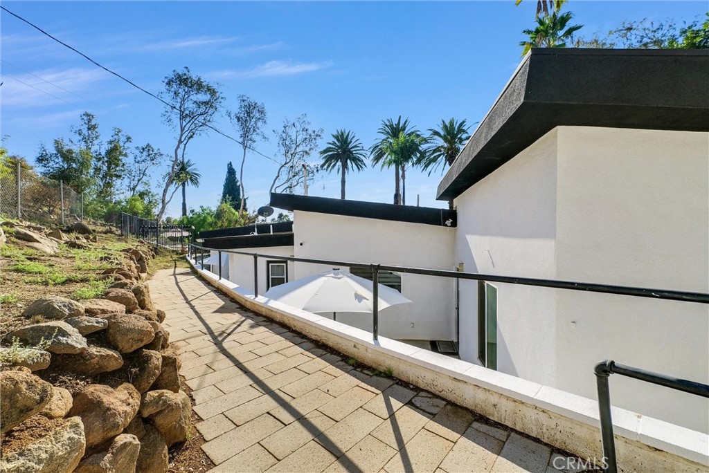 MLS #OC25263612 image #37