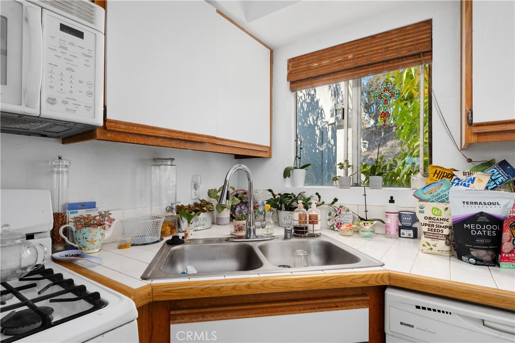 MLS #OC25263675 image #14