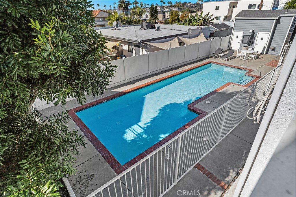 MLS #OC25263675 image #27