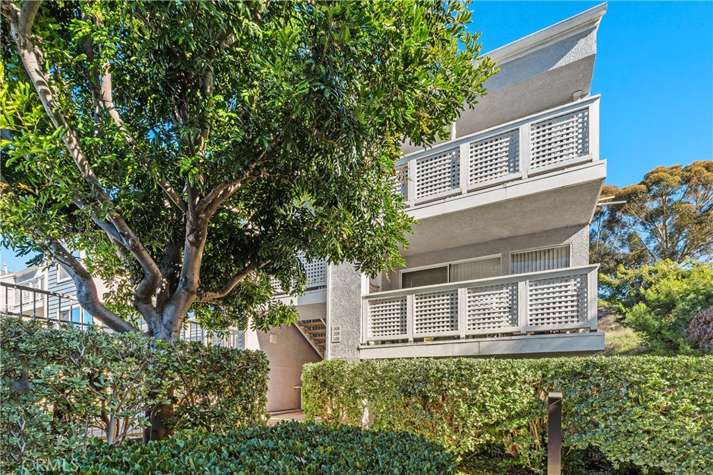 MLS #OC25263675 image #4