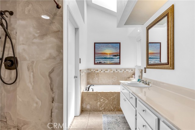 MLS #OC25263723 image #22