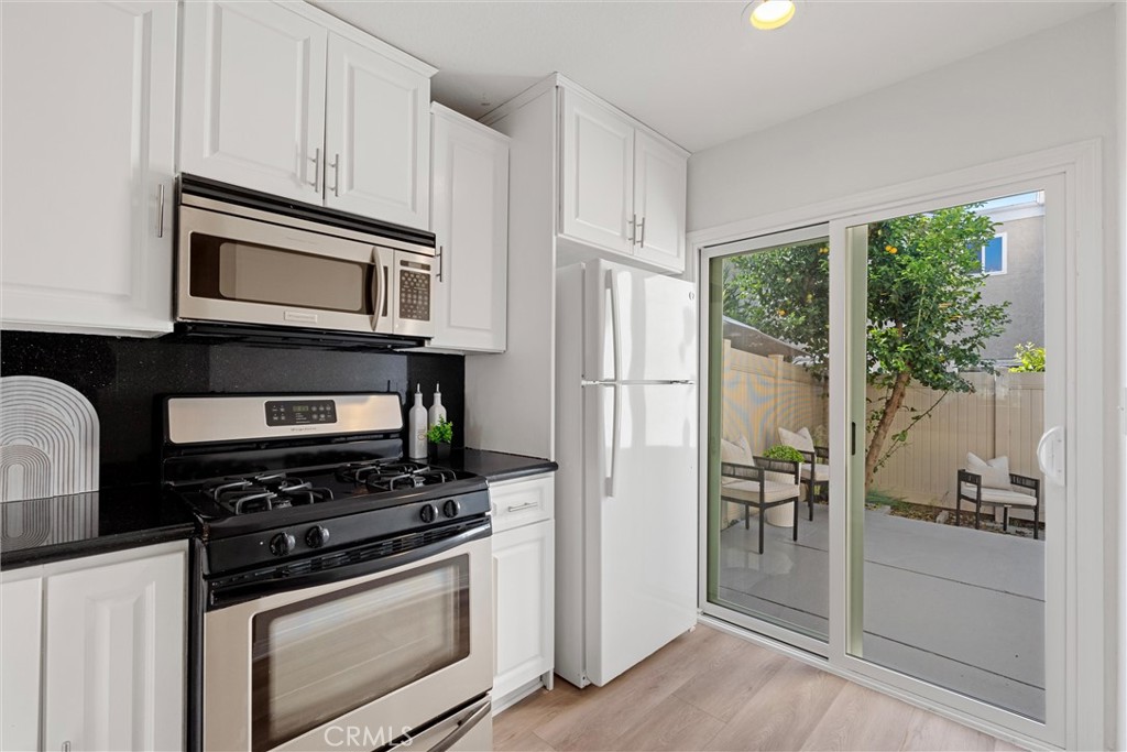 MLS #OC25263757 image #19