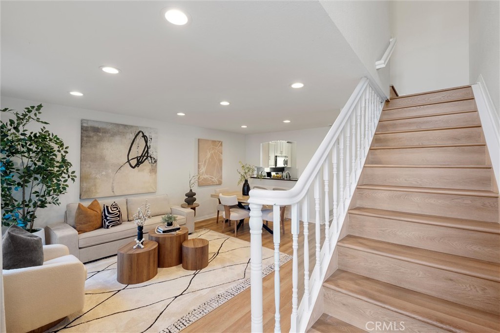 MLS #OC25263757 image #3