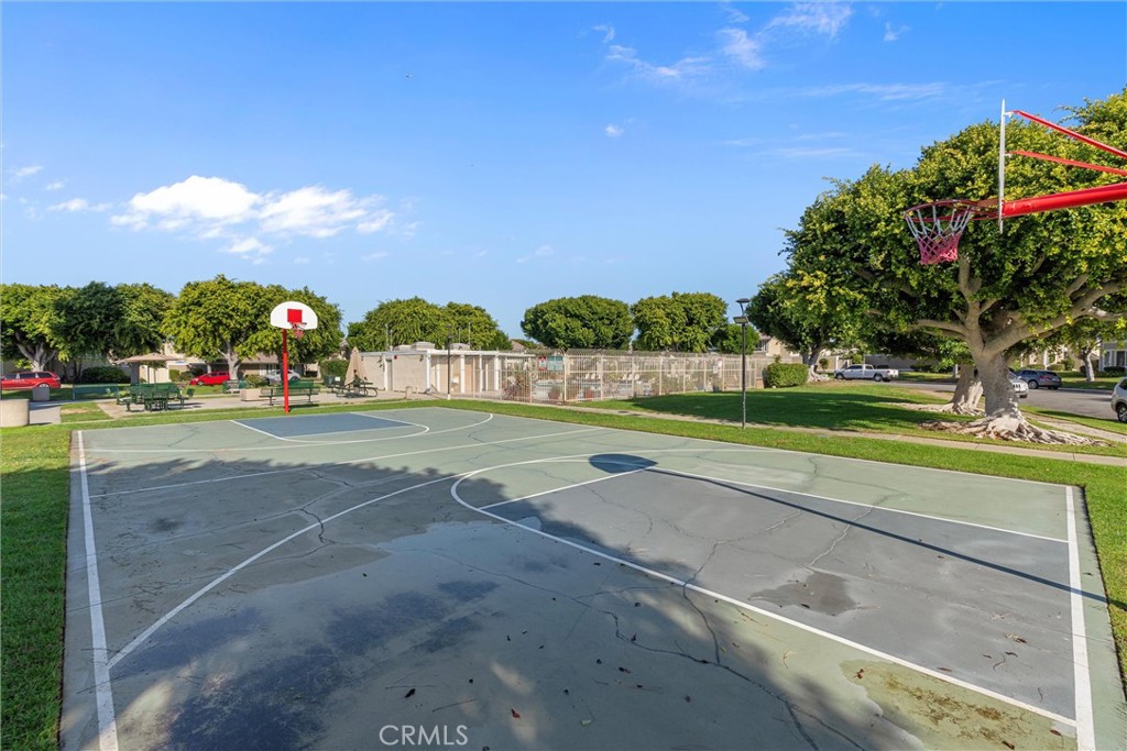 MLS #OC25263757 image #30