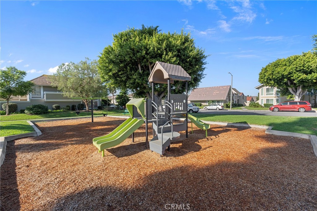 MLS #OC25263757 image #31