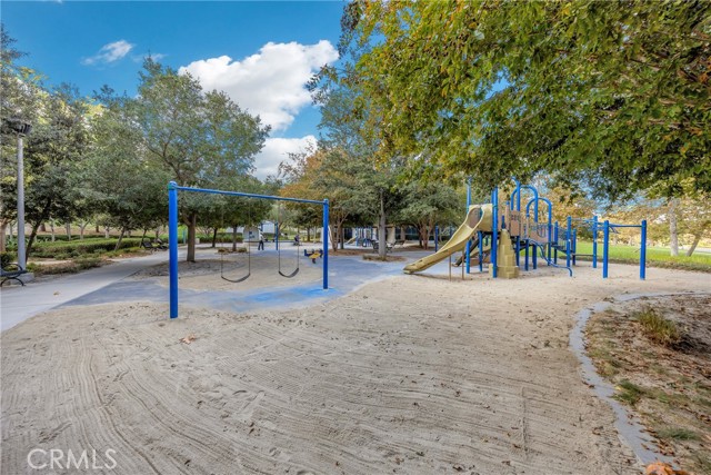 MLS #OC25263780 image #43