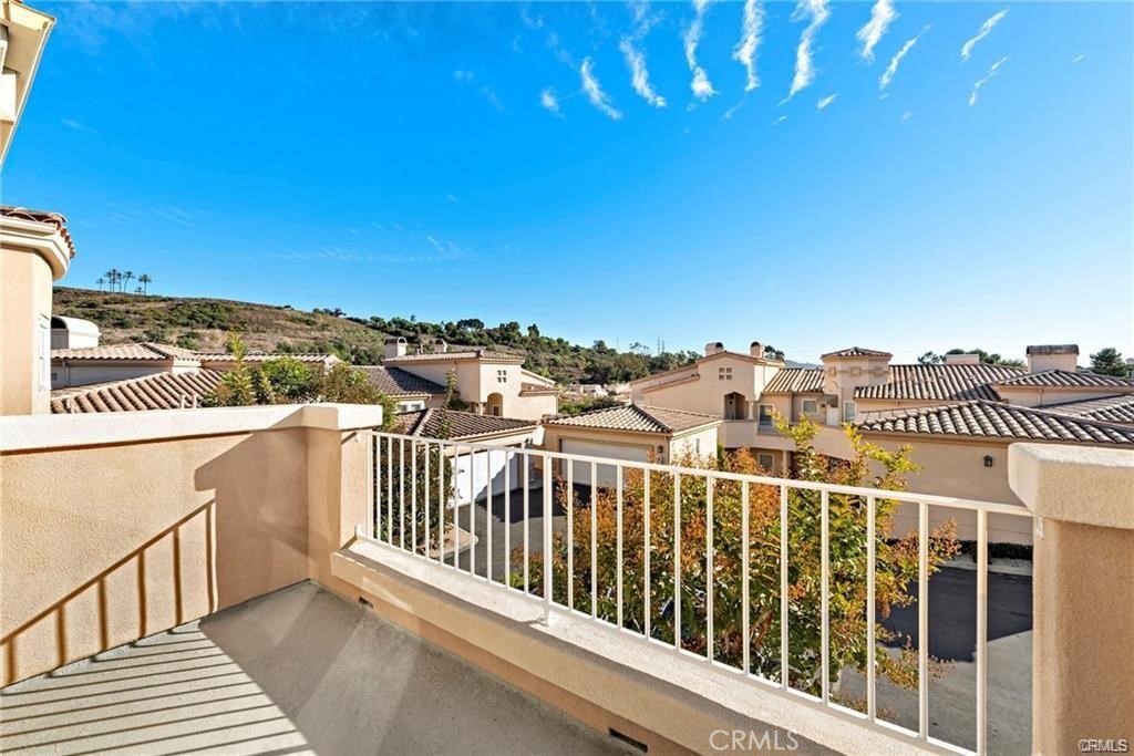 MLS #OC25263803 image #11