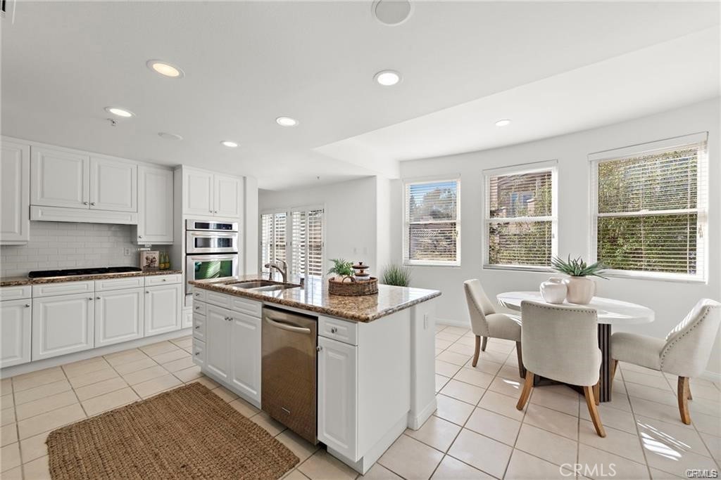 MLS #OC25263803 image #12