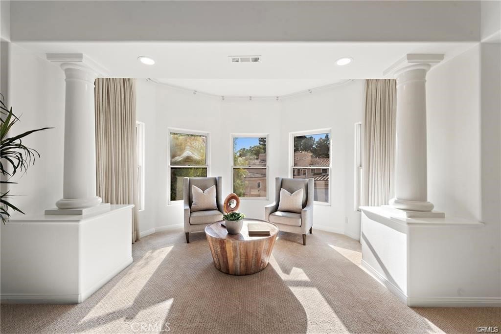 MLS #OC25263803 image #5