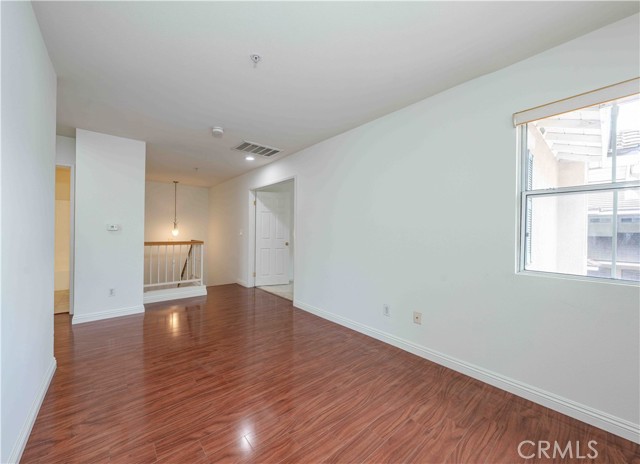 MLS #OC25263837 image #13