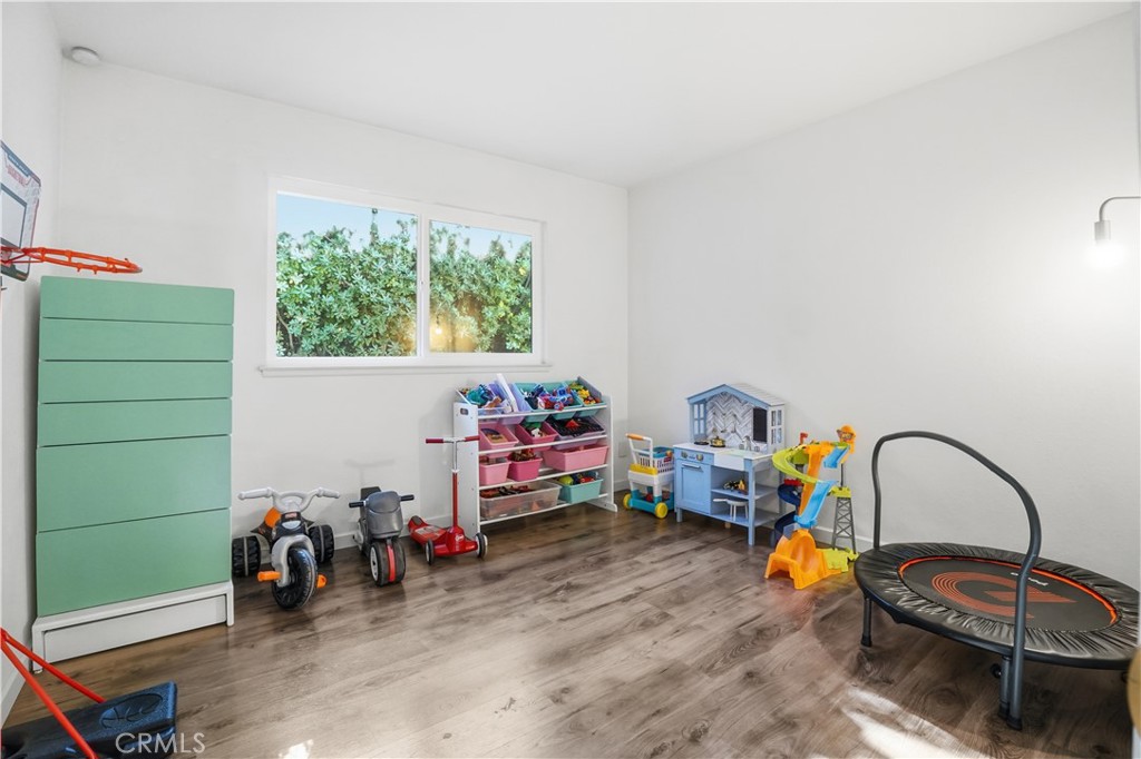 MLS #OC25263861 image #22