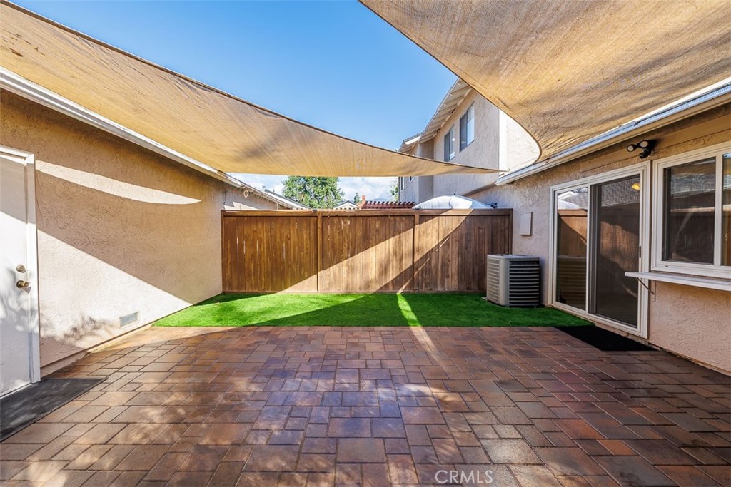 MLS #OC25263886 image #23