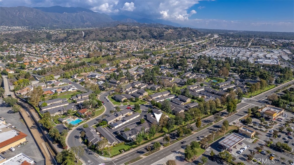 MLS #OC25263886 image #35