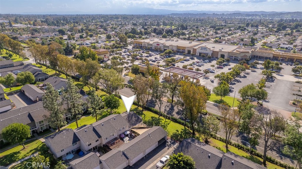 MLS #OC25263886 image #37