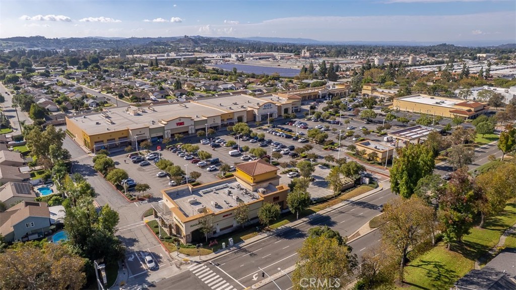 MLS #OC25263886 image #38