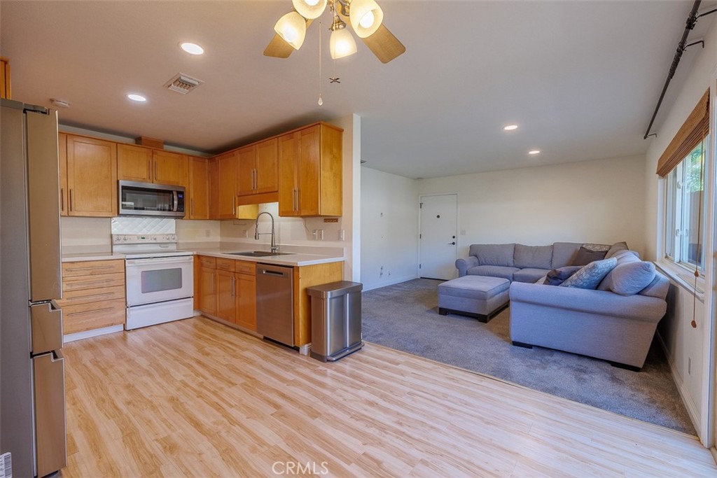 MLS #OC25263886 image #7