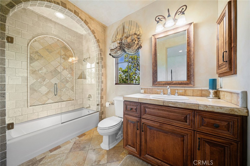 MLS #OC25263899 image #48