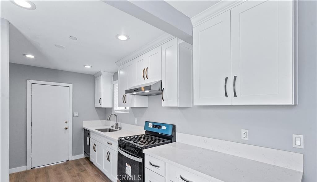 MLS #OC25263915 image #3