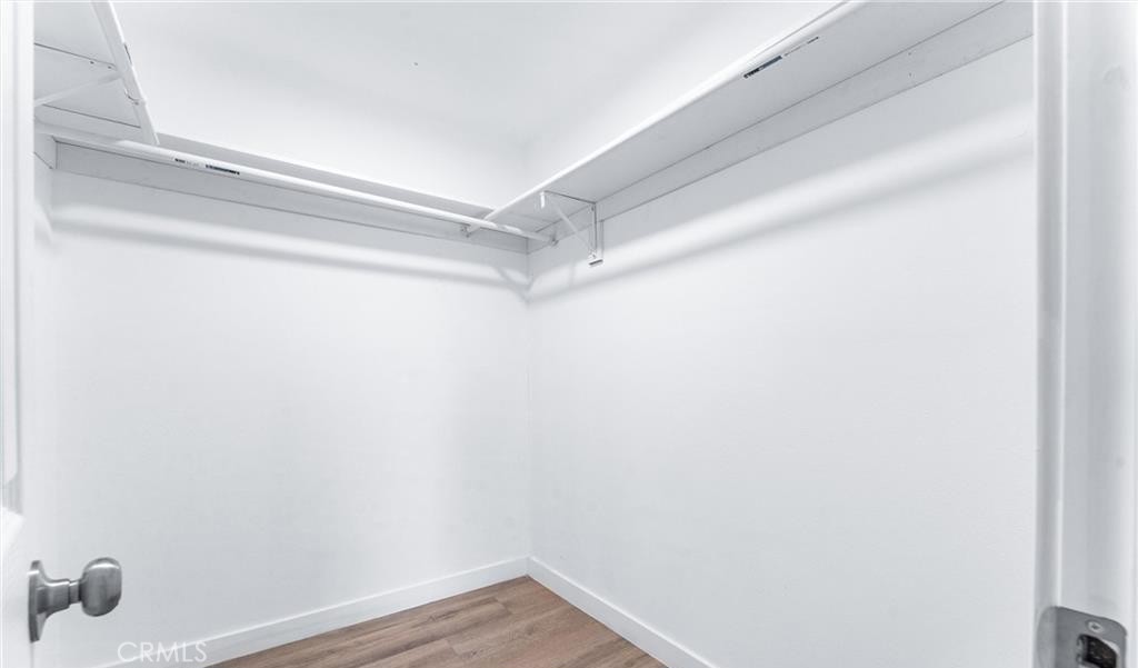 MLS #OC25263915 image #5