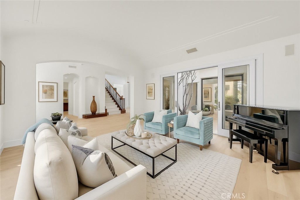 MLS #OC25263952 image #11