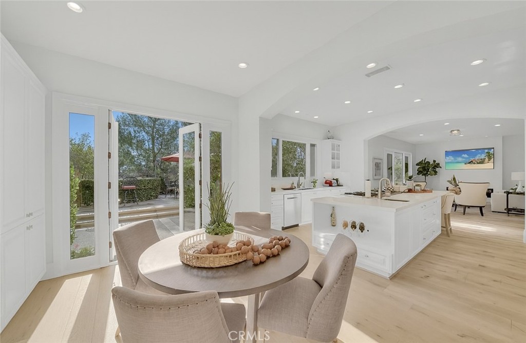 MLS #OC25263952 image #15