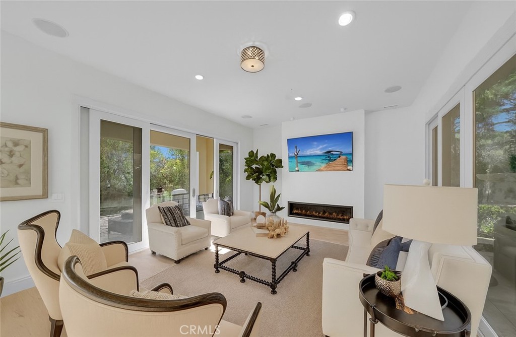 MLS #OC25263952 image #22