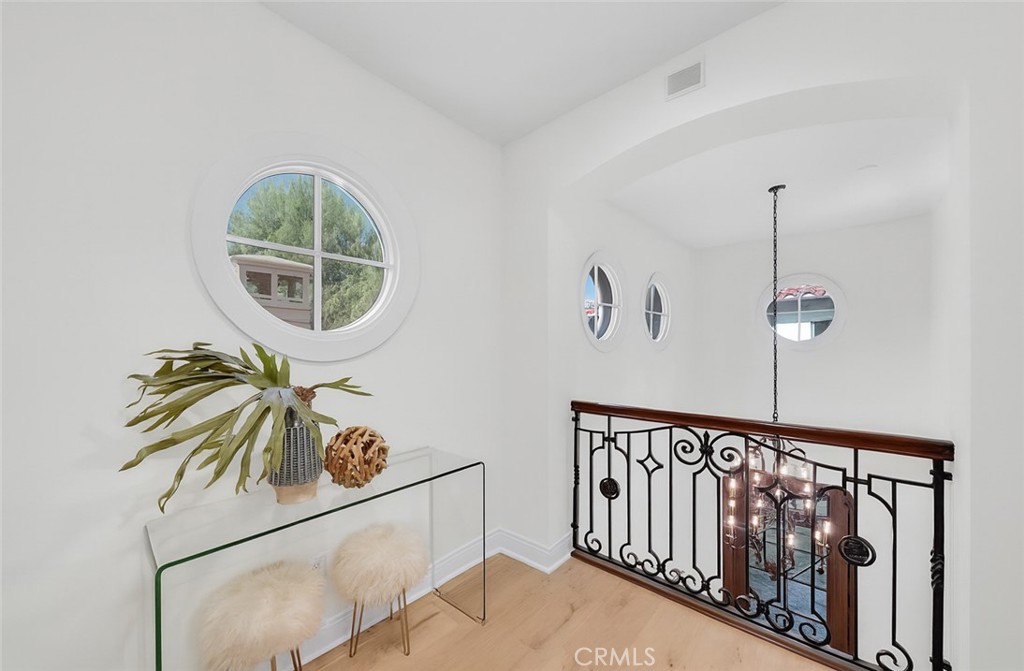 MLS #OC25263952 image #28