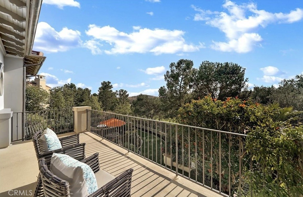 MLS #OC25263952 image #35