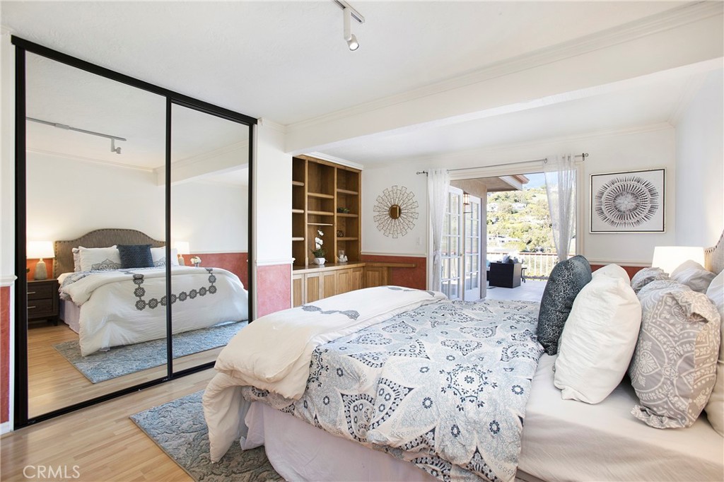 MLS #OC25263981 image #17