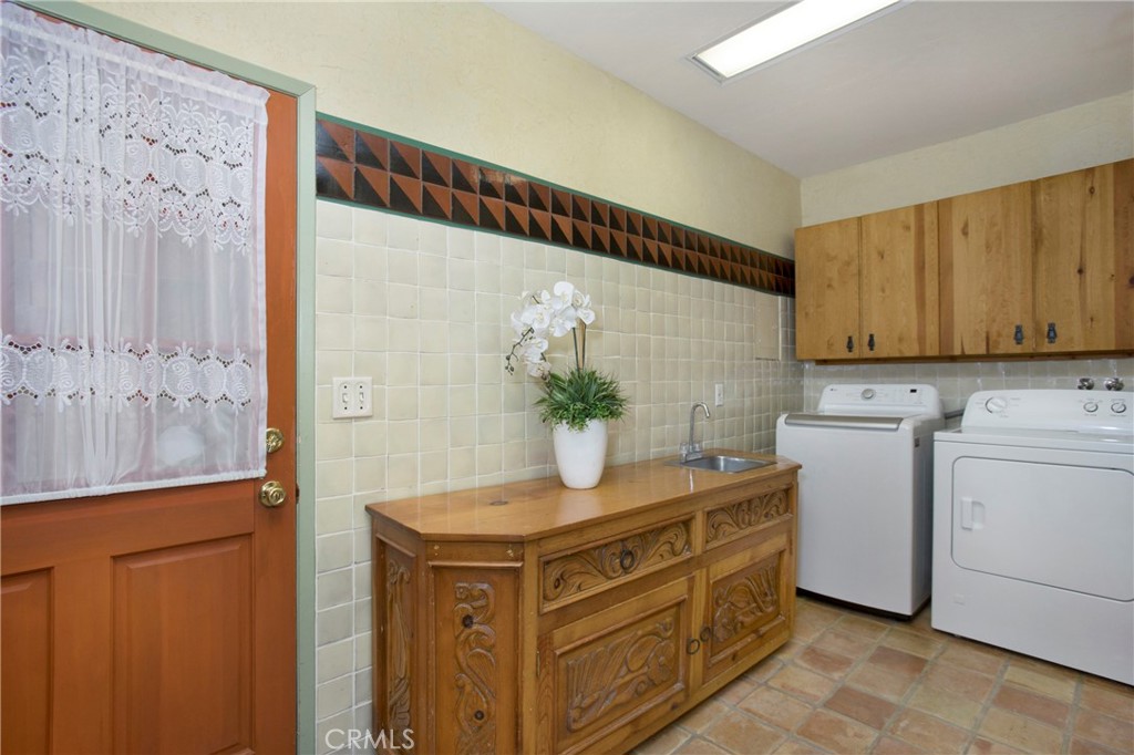 MLS #OC25263981 image #20